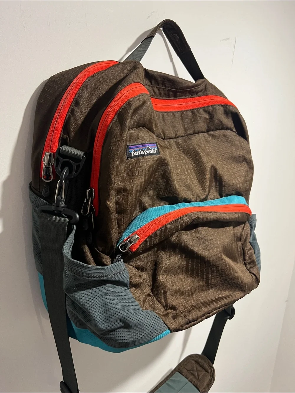 Vintage Y2K Patagonia Brown Messenger Travel Bag